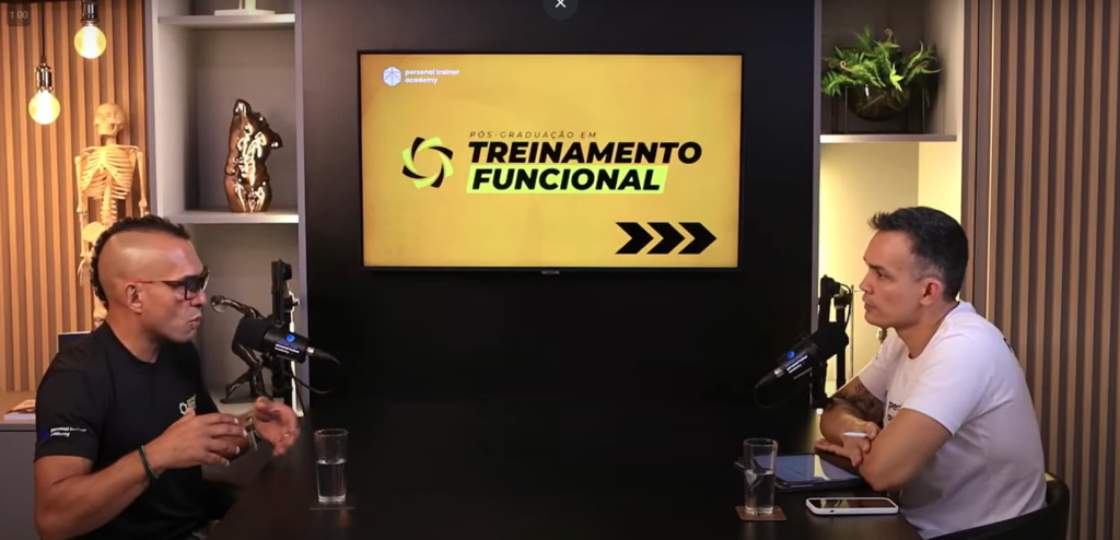 Allan Menache, professor da Pós-Graduação em treinamento Funcional, no Notável Cast